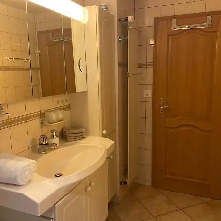 Apartment 3 Lys
